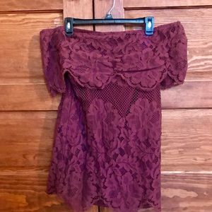 Lace off-the-shoulder dress